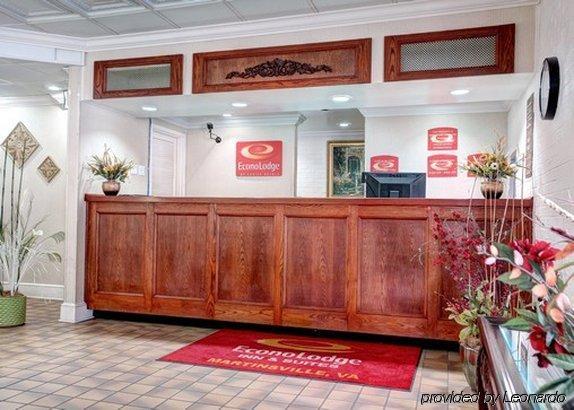 Econo Lodge Martinsville Beltér fotó